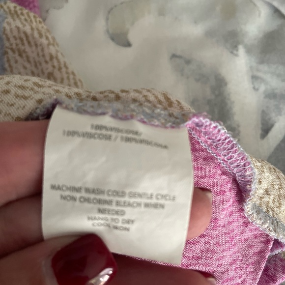 O’Neil pink, blue, brown criss cross sleveless top in small - Picture 5 of 5